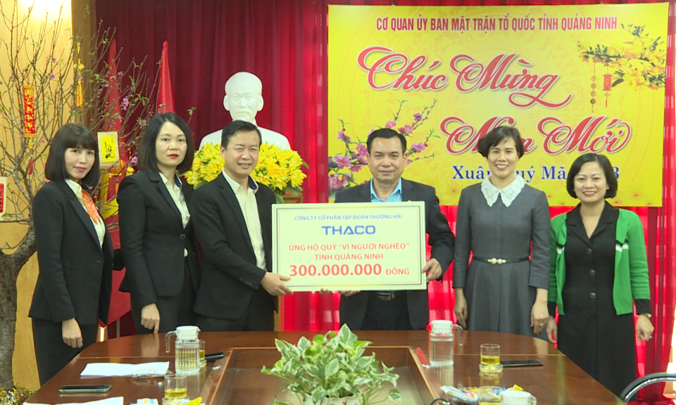 Quỹ Vì người nghèo tỉnh tiếp nhận ủng hộ 300 triệu đồng