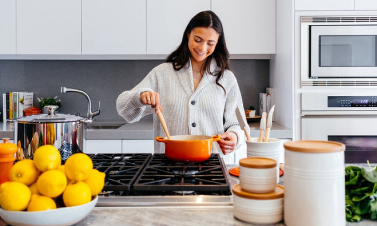 4 thói quen nấu ăn gây ung thư 90% bà nội trợ mắc phải
