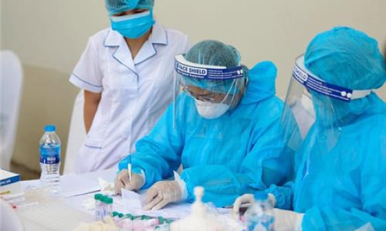 Sáng 13/1: Việt Nam chỉ còn 7 ca COVID-19 nặng thở oxy; TP HCM lên phương án ứng phó với biến thể phụ XBB.1.5
