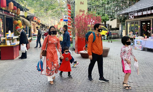 Tăng cường phòng, chống dịch bệnh đảm bảo Tết an lành, vui tươi