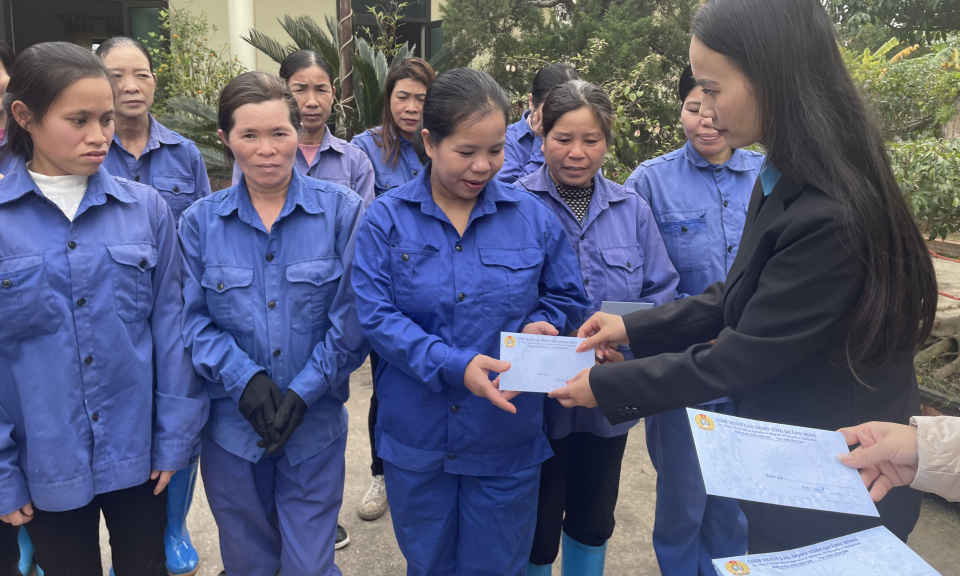 Tết sum vầy - Xuân gắn kết