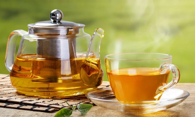 Lý do không nên uống trà khi đói bụng