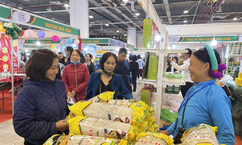Spring OCOP Fair 2023 attracts thousands of customers