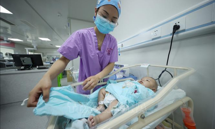 Trung Quốc ghi nhận dân số giảm lần đầu tiên sau 6 thập kỷ