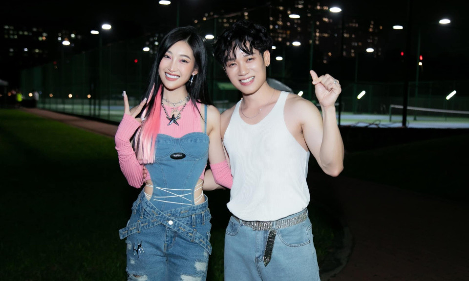Nghệ sĩ Việt chạy show dịp giáp Tết Nguyên đán