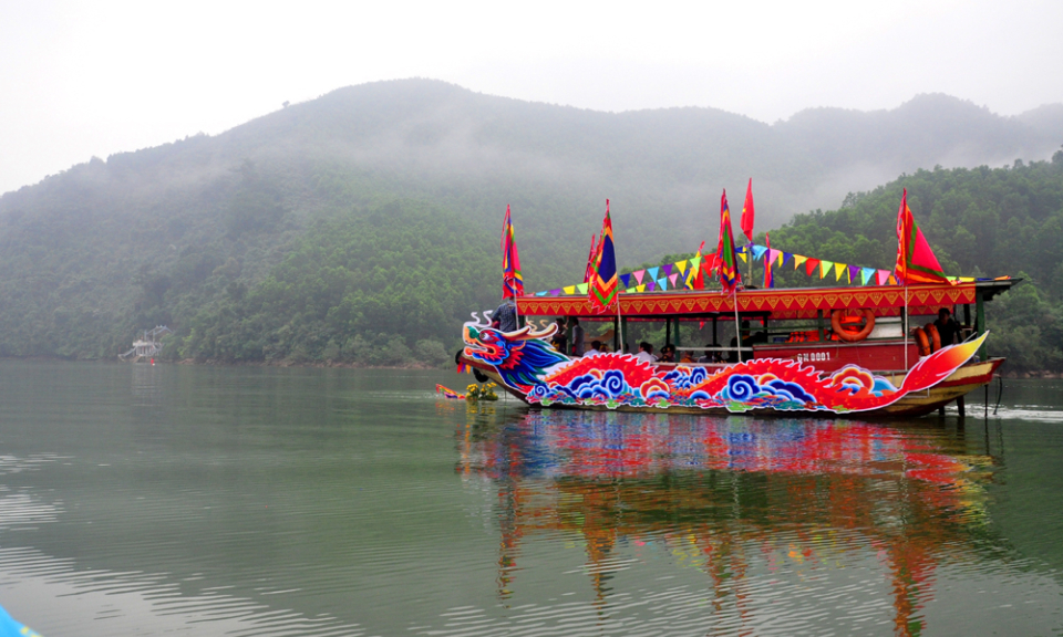 Must-visit attractions in Quang Ninh province (Part 3)