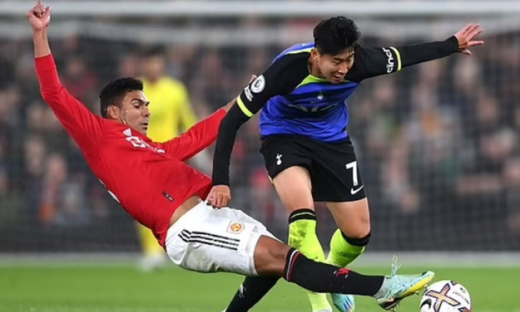 Man Utd lo sốt vó khi mất Casemiro