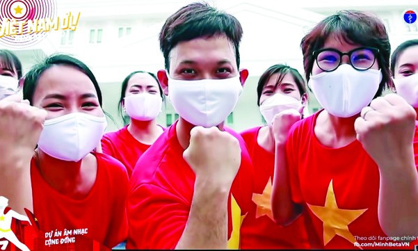 'Cha đẻ' Việt Nam ơi đem giấc mơ điện ảnh đi khắp Việt Nam