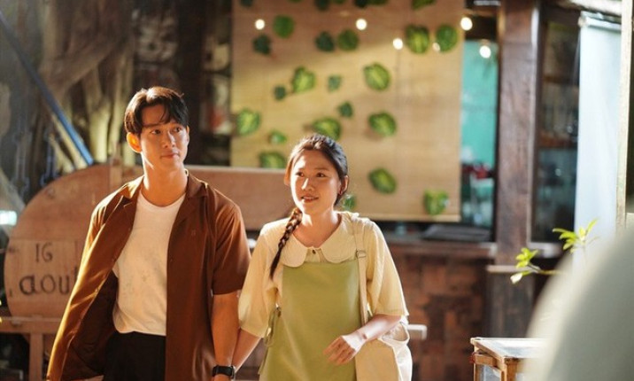 Phim của Trấn Thành thu 117 tỷ đồng sau 4 ngày: Thật hay ảo?