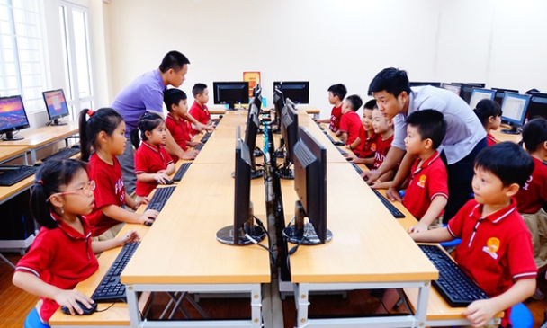 Giáo viên học nâng chuẩn ngành ngoài sư phạm có được không?