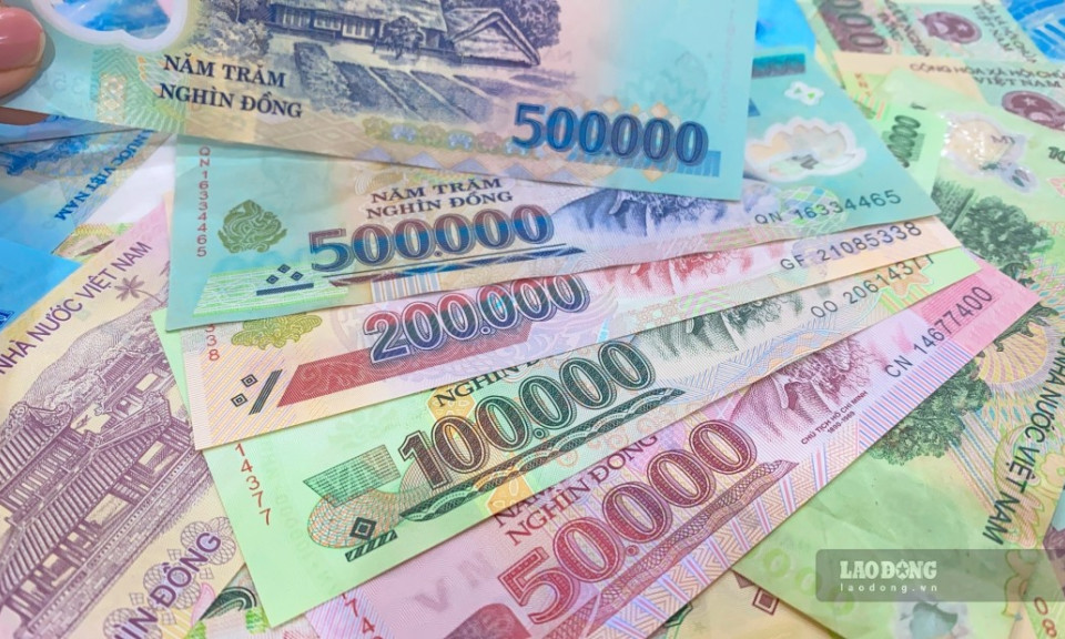 Bao giờ tiền quay lại?