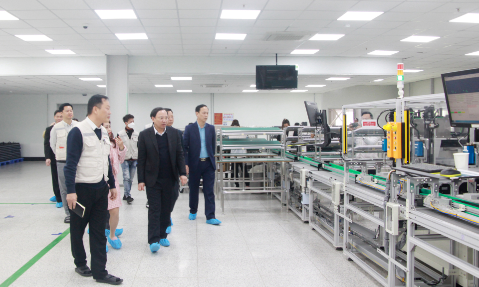Chú trọng nâng cao hiệu quả thu hút đầu tư vào các KCN, KKT