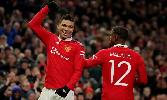 Casemiro tỏ sáng, Man Utd vượt qua Reading tại FA Cup