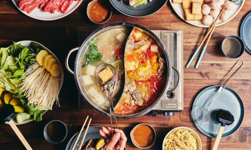 Lưu ý khi ăn lẩu ‘chống ngán’ sau ngày Tết đầy ắp bánh chưng, giò chả