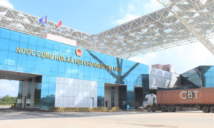 Quang Ninh: Cross-border trading with China resumed after Tet