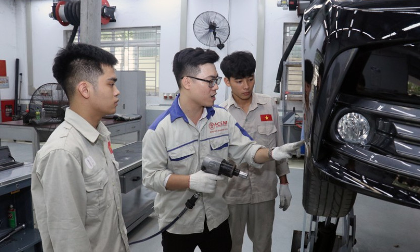 Chuẩn bị nguồn lao động chất lượng cao đáp ứng thị trường lao động ngoài nước 
