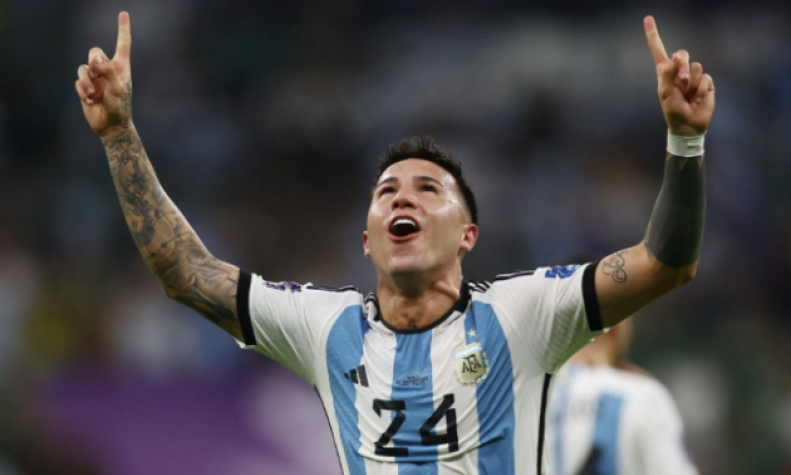 Chelsea ra giá kỷ lục mua Enzo Fernandez