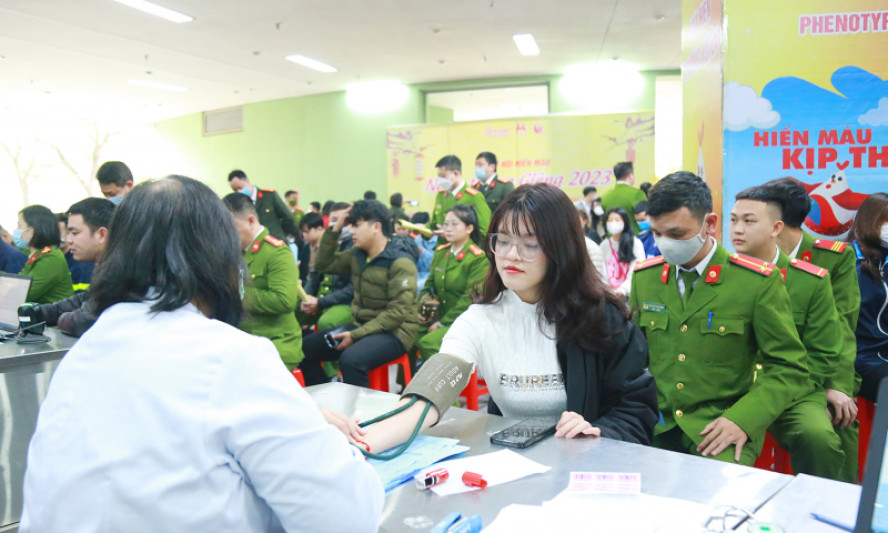 Hiến giọt máu đào, trao đời sự sống