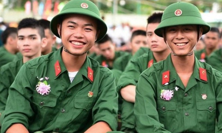 Bộ Quốc phòng trả lời kiến nghị bắt buộc thực hiện nghĩa vụ quân sự trước khi học đại học