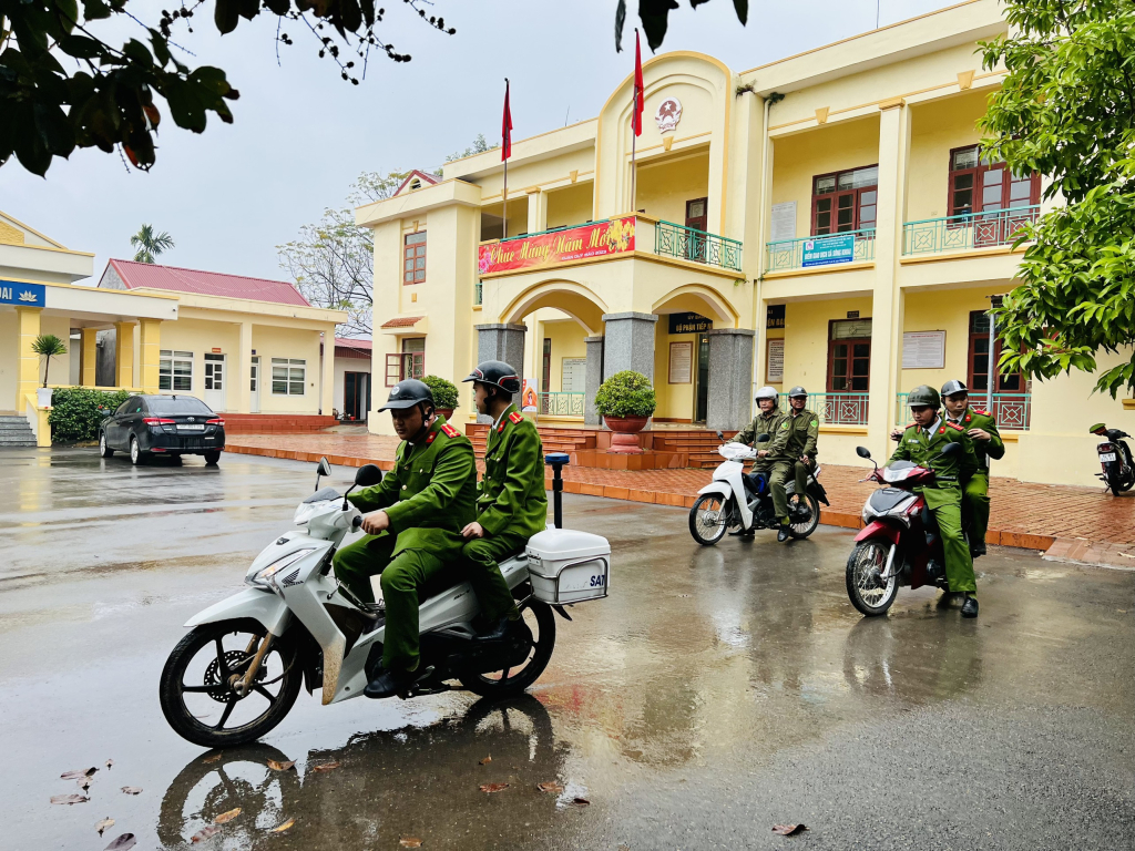 Công an xã Sông Khoai tăng cường tuần tra vũ trang dịp Tết Nguyên đán.