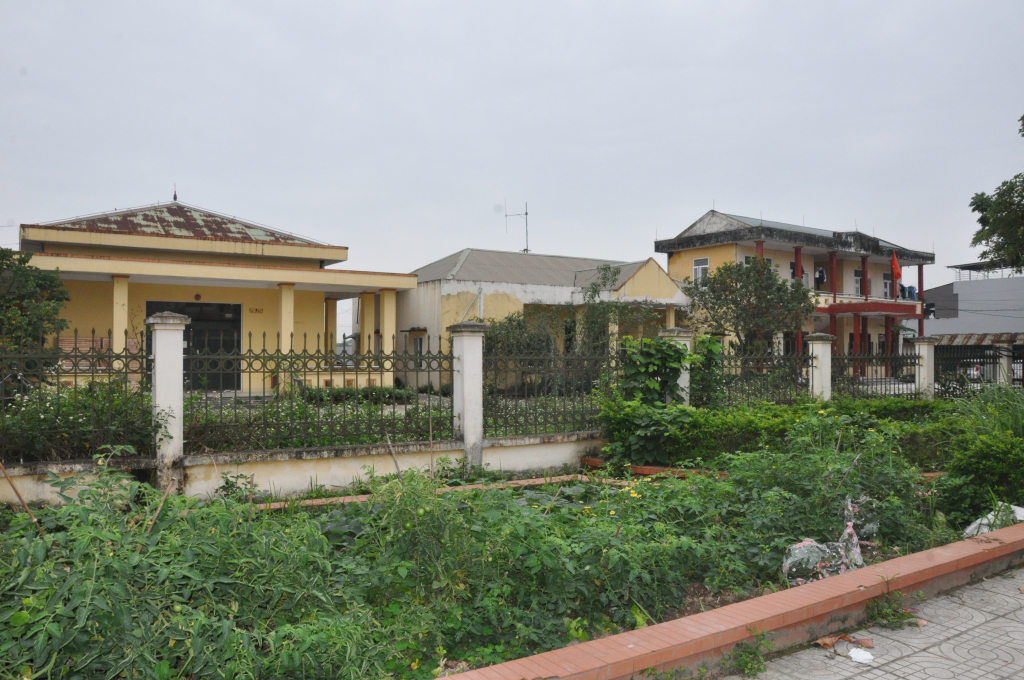 Trụ sở UBND xã Quảng Trung (cũ)