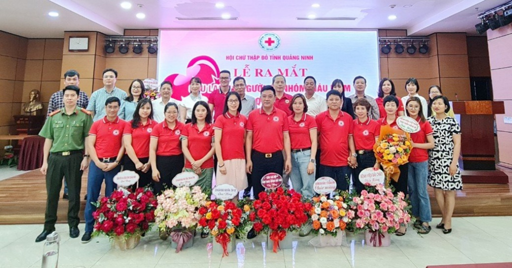 Hội CTĐ tỉnh tổ chức ra mắt CLB người có nhóm máu hiếm tỉnh Quảng Ninh, tháng 5/2022.