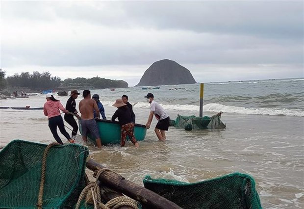 Khu vuc tu Quang Tri den Khanh Hoa co mua dong, de phong loc, set hinh anh 1