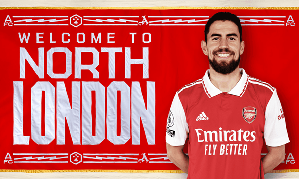 Jorginho gia nhập Arsenal