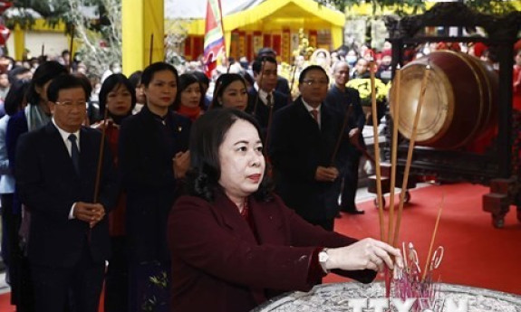 In Pictures: Acting President attends 1983rd anniversary of Trung Sisters’ Uprising