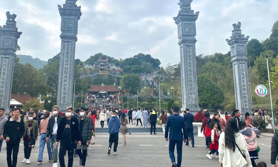Tổ chức lễ hội đền Cửa Ông đảm bảo phát huy giá trị của di tích