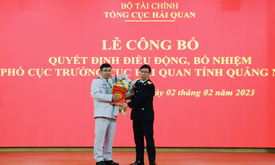 Công bố Quyết định điều động, bổ nhiệm Phó Cục trưởng Cục Hải quan tỉnh