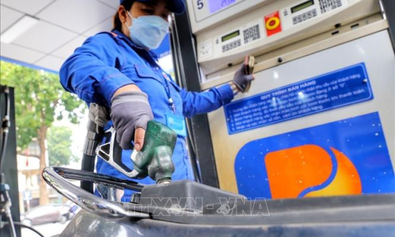 Bộ Công Thương đề xuất cây xăng được lấy hàng từ nhiều nguồn