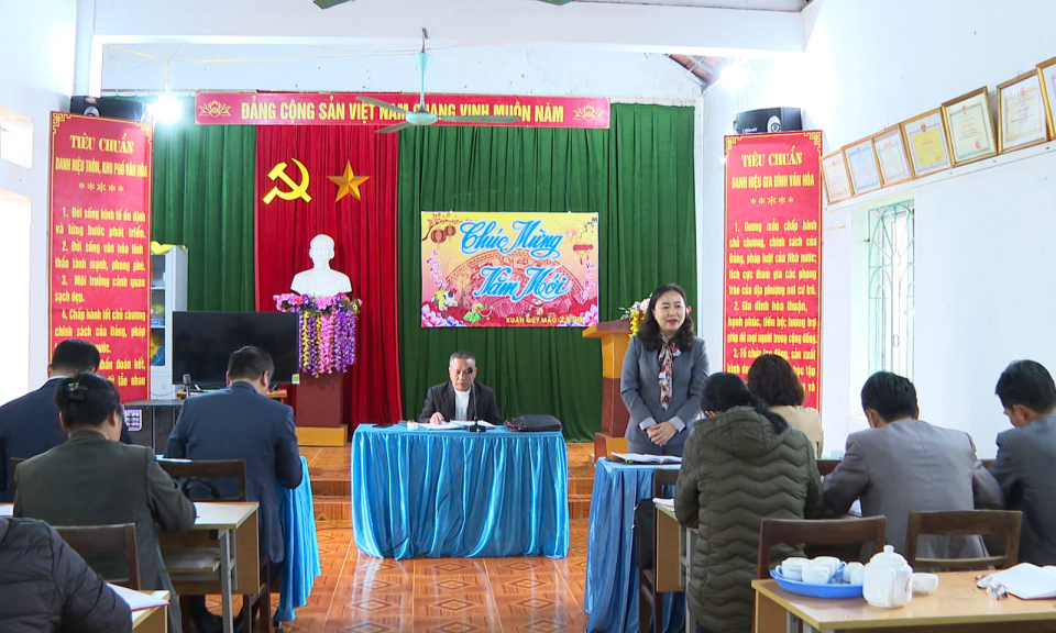 Phó Chủ tịch Thường trực HĐND tỉnh dự sinh hoạt chi bộ thôn Làng Đài, xã Đông Hải, huyện Tiên Yên