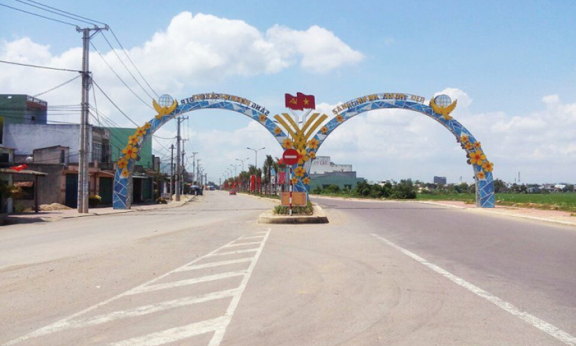 Nghi người đàn ông bị ô tô cán tử vong, công an tìm nhân chứng