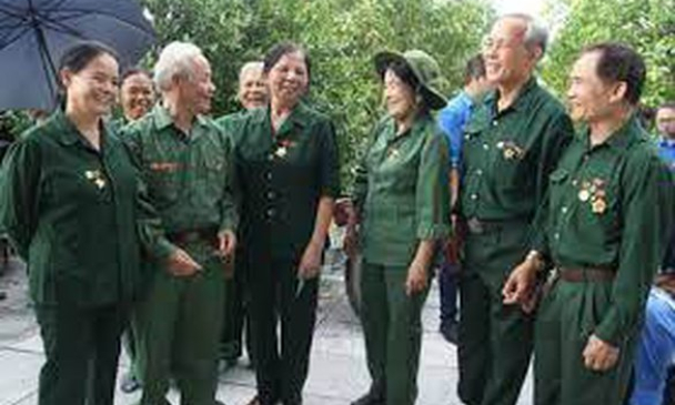 Đề xuất nâng mức hưởng BHYT với thanh niên xung phong