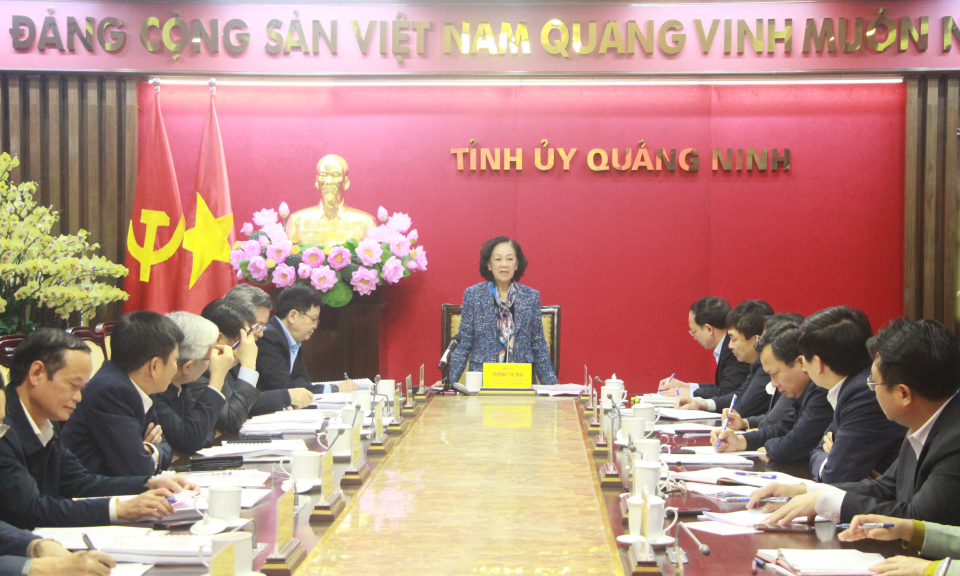Đồng chí Trương Thị Mai, Ủy viên Bộ Chính trị, Trưởng Ban Tổ chức Trung ương, làm việc với Ban Thường vụ Tỉnh uỷ Quảng Ninh