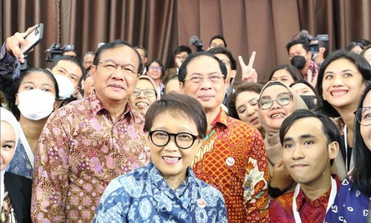 Vietnam contributes to ASEAN’s consensus on important decisions