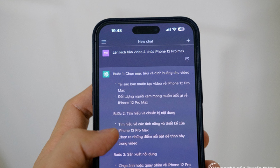 Người Việt "khoe" dùng ChatGPT hỗ trợ công việc