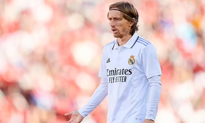Real Madrid ra tối hậu thư cho Modric