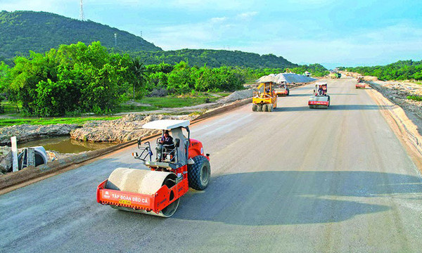 Thúc đẩy giải ngân đầu tư công ngay từ đầu năm