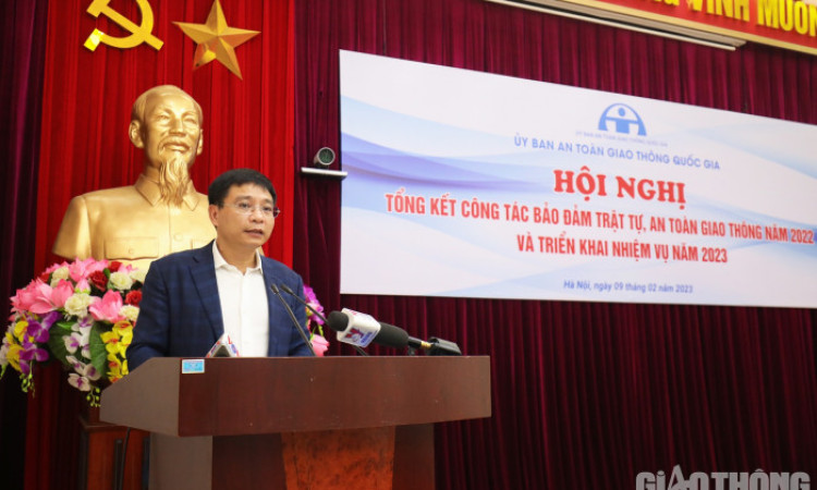 Bộ trưởng GTVT chỉ rõ 8 nhiệm vụ trọng tâm kéo giảm TNGT