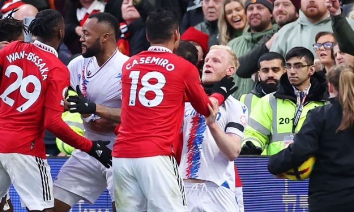 FA trừng phạt Man Utd