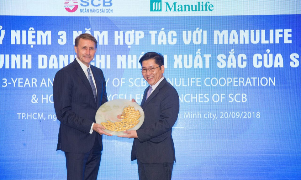 Mối lợi nghìn tỷ của ngân hàng sau cái bắt tay với bảo hiểm