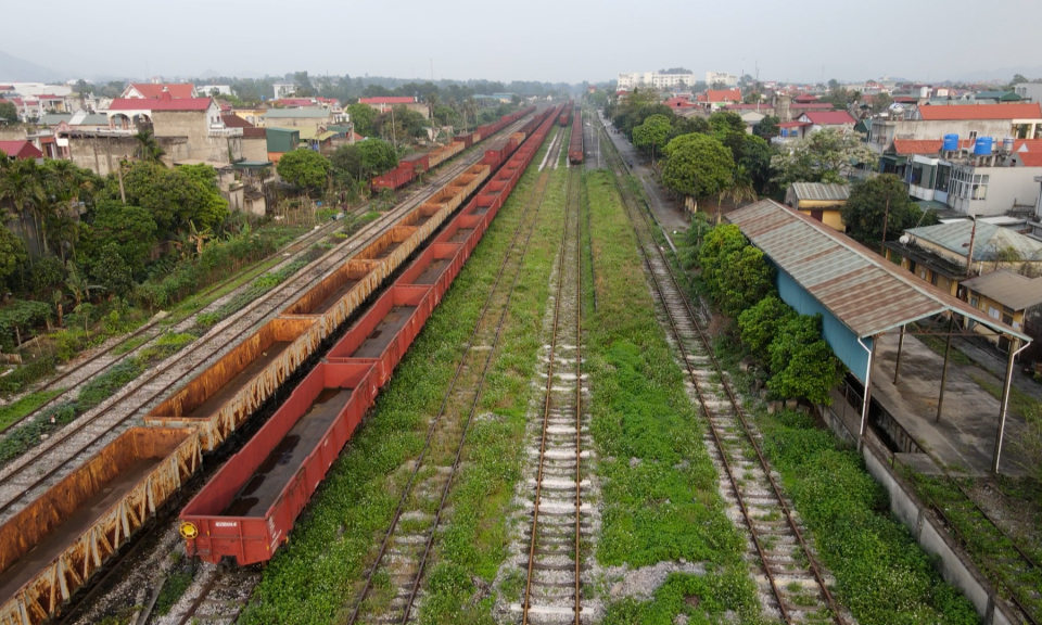 Nghiên cứu, đánh giá dự án tuyến đường sắt Yên Viên - Phả Lại - Hạ Long - Cái Lân để tiếp tục xem xét trong năm 2024