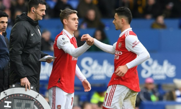 Cơn đau đầu của Mikel Arteta