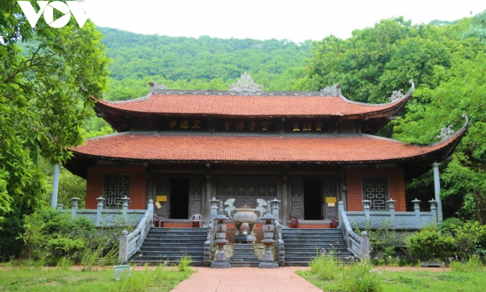  Khai thác, nâng cao giá trị chùa Lôi Âm
