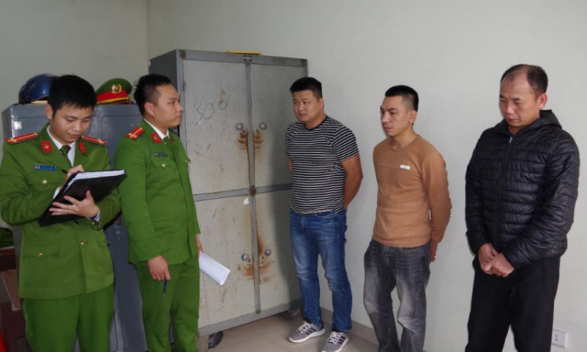 Khởi tố 3 kẻ gây chiến trên đường cao tốc