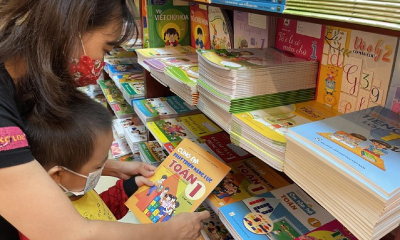 Giá sách giáo khoa sẽ giảm 