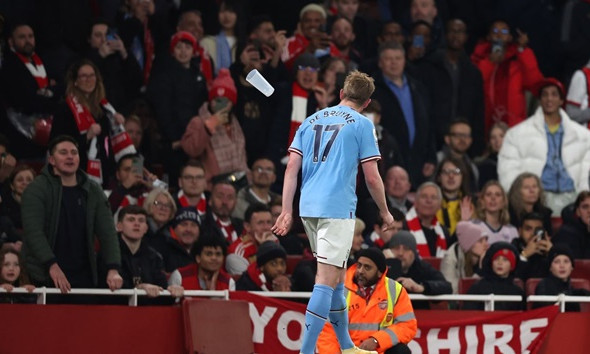 FA chính thức hành động sau vụ việc của De Bruyne