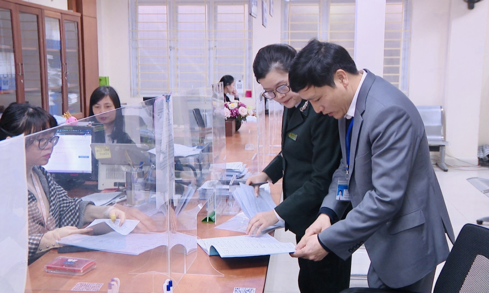 Xây dựng phong cách, tác phong làm việc chuyên nghiệp, hiệu quả